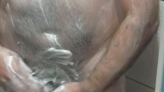 Hora da ducha pós treino 