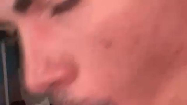 Macho Casado Me Mamando ??