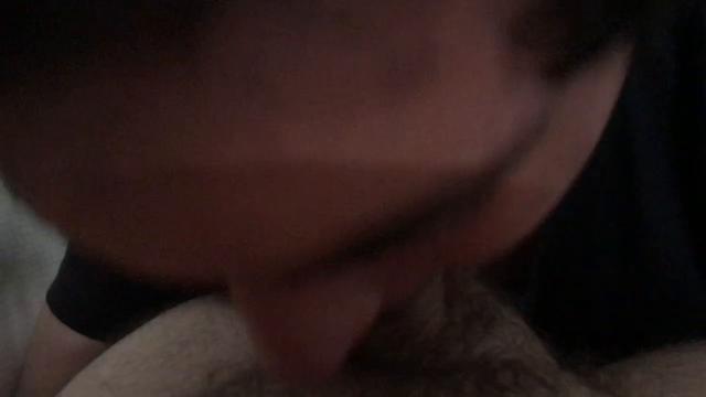 Tomando leite do casado