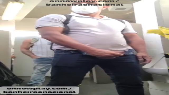 Putos em ação 
