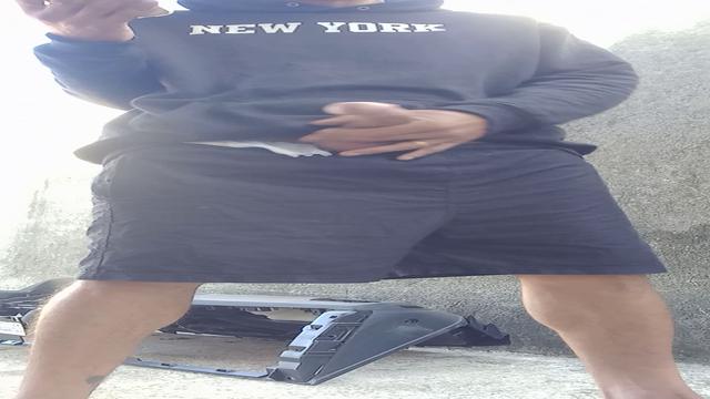 Gozando no quintal no corredor dos pets