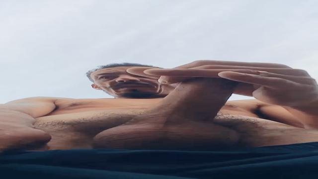 Abre a boca que já vem leitinho 