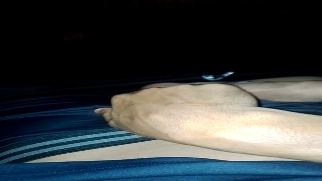 Gozando no quintal de casa 