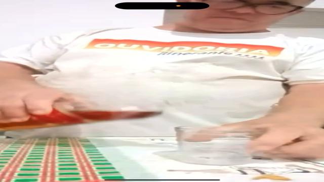 Coroa da roça tem vários vídeos dele .. sempre toma ...