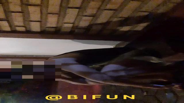 Grandão hetero tatuado 