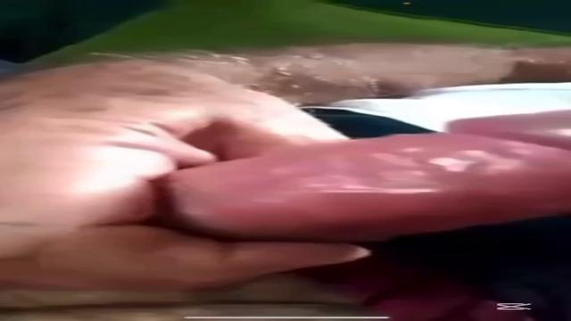 Pedreiro tava sumido .. voltou cheio de tesao em bre...