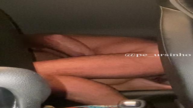 No carro com lek