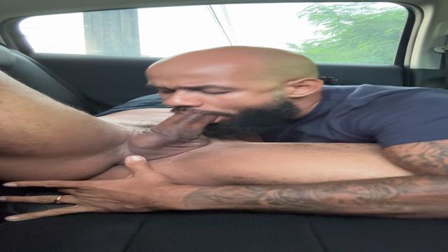 video 67 - esvaziando o saco do negao