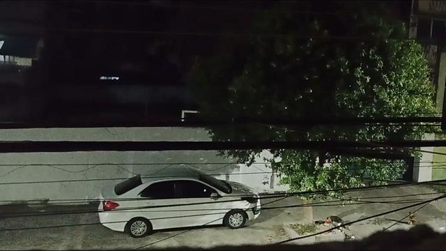 flagrei minha mulher fudendo dentro do carro na port...