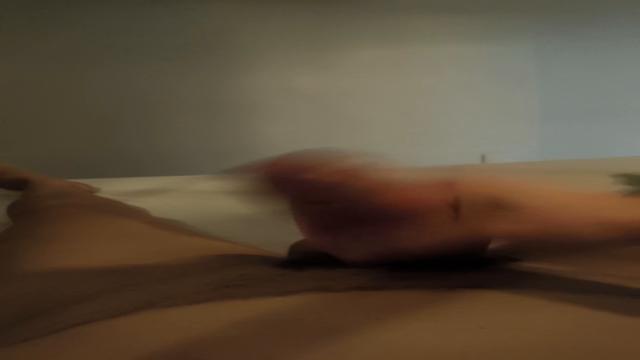 Cliente batendo uma para mim até eu gozar no motel