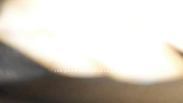 Novinho pauzudo no carro 