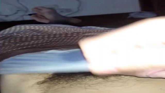 Todo dia é isso... Cueca no chão e pau na mão 