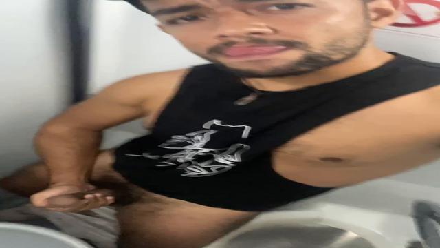 GOZANDO NA MADRUGADA NO BUSÃO