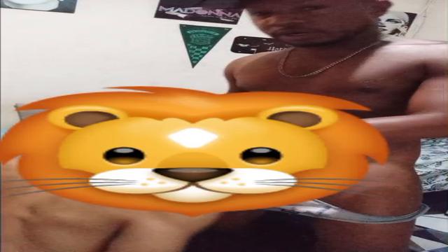 Mlk sigiloso mamando 