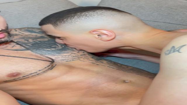 Lutador fodendo o aluno da academia