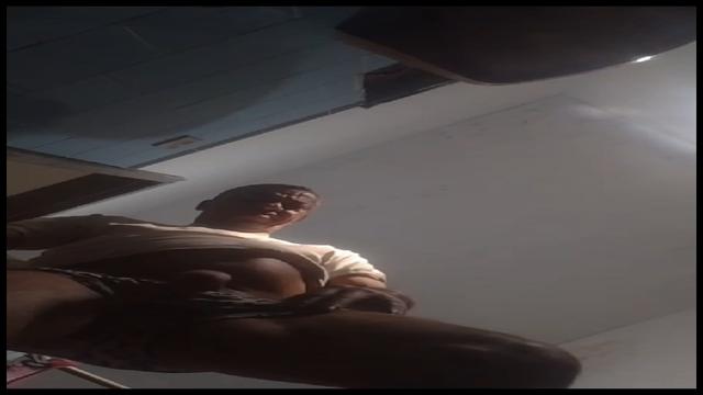 Pedreiro da rola grossa .. que pedreiro gostoso esse...