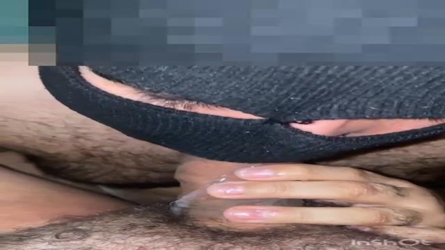 Gozando na boca da vadia