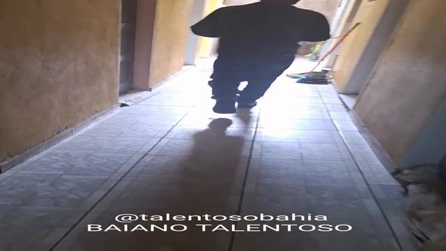 COMPREI ESSE AR CONDICIONADO NA MÃO DO ELETRICISTA E...