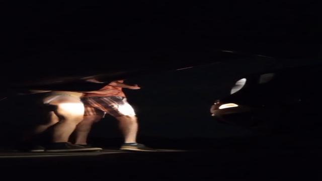 Fodi esse puto no capo do carro