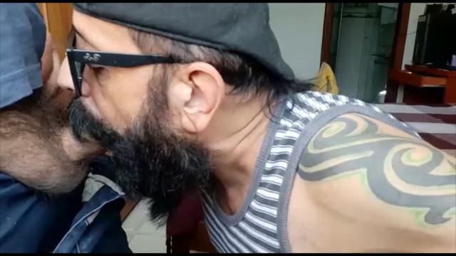 Calf Carioca - Blowjob at lunchtime