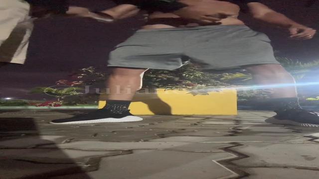 267 - Depois do treino sempre vou dar um pulo na pra...