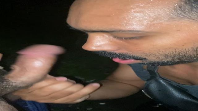 Cara do coco/ morador de rua 