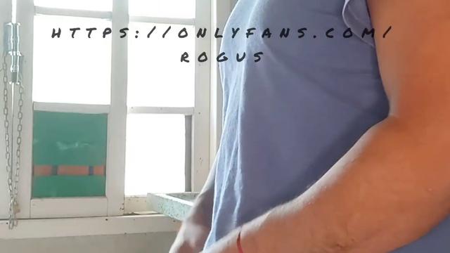  Sozinho em casa