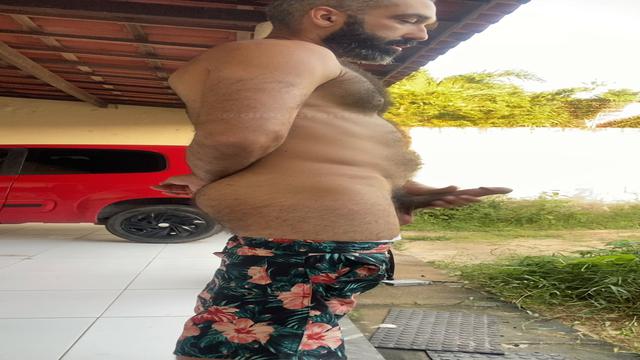 Jerk off in the garage