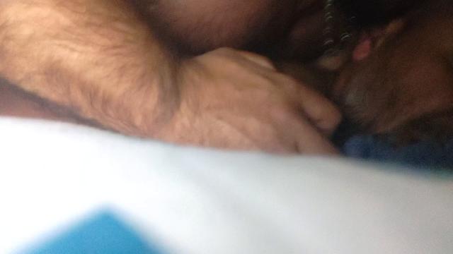 Puto pedindo soco nas costas....