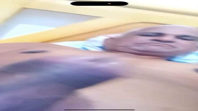 Cabelo branco coroa moreno rola boa porém muito tími...