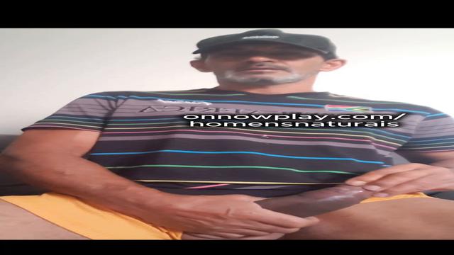 Macho rustico dotado