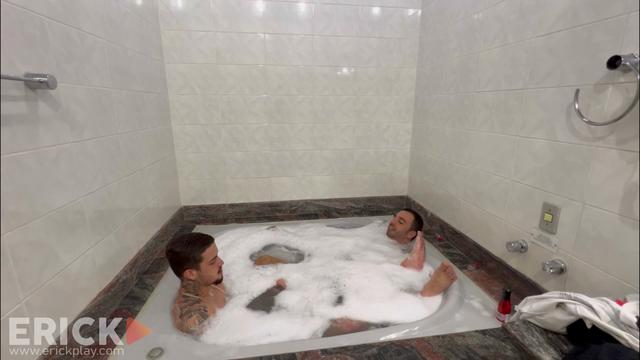 Erick Diaz Saindo Com Fãs