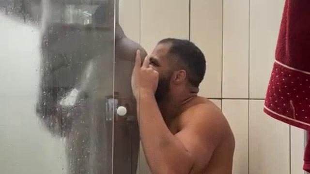 Banhozinho e uma chupação de rabo