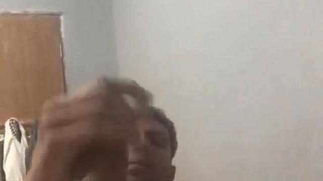 Novinho de 20 se aliviando !