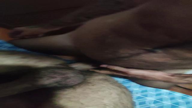 GANHANDO LEITE QUENTE 