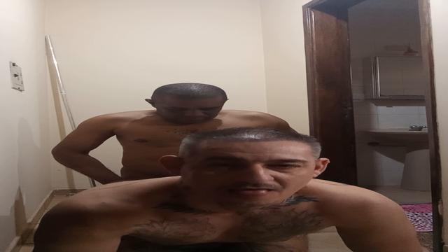 Macho negão caminhoneiro casado de Brasília, veio de...