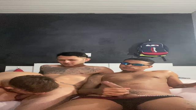 CHAMEI OS MEUS AMIGOS DA FVL PRA UMA FODA