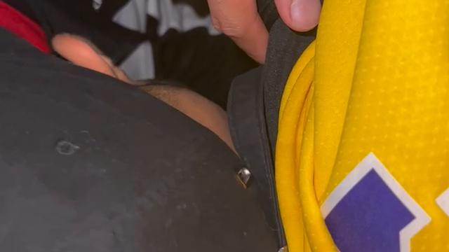 Mamando o boy na balada do nado o amigo dele chega 