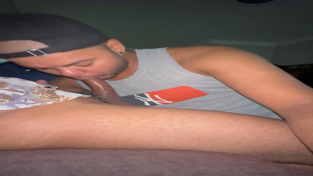 Casado saiu da faculdade e foi direto pra minha casa...