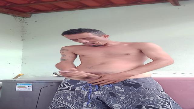 Meus vizinhos ficam loucos comigo gravando no quintal