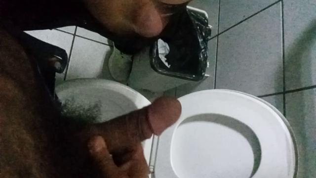 O puto gozou na minha pica