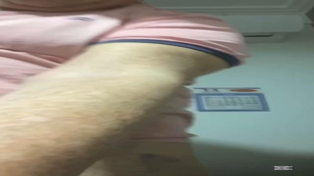 Coroa gordinho aposentado inédito primeira vê aqui é passivo mas gozou gostoso bem safado 67 anos 