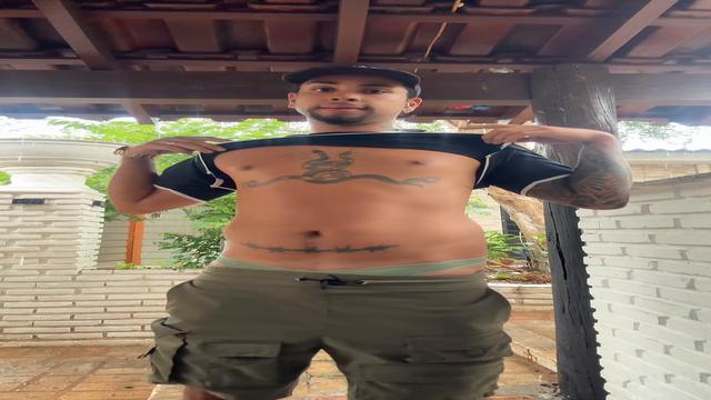 Meteria nessa puta de 