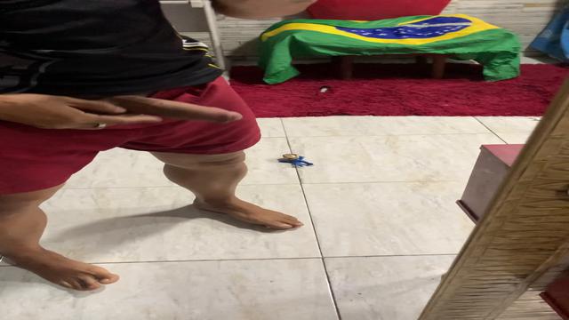 Cheio de tesao em casa