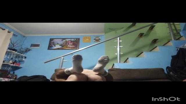 O cara estava de passagem e queria levar pica, meti ...