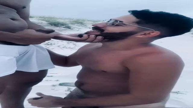 Ganhei leite de um seguidor na praia, e eu estou muito feliz
