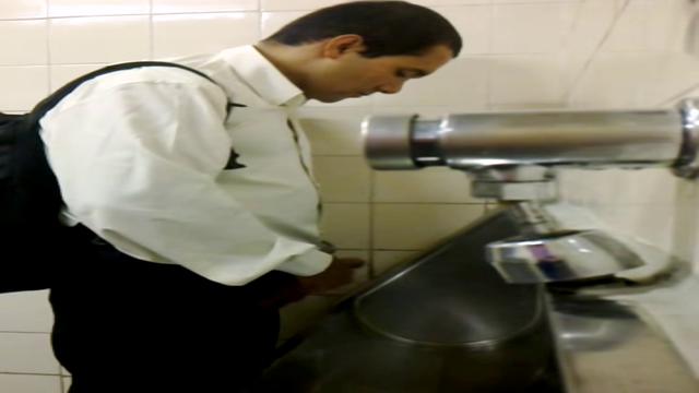 Pissing #97