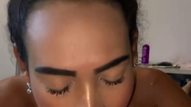 Quem aí afora uma chupada gostosa 