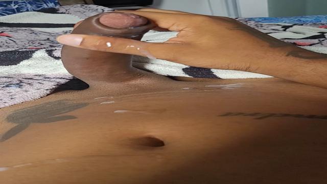 Acordando já gozando bem gostoso