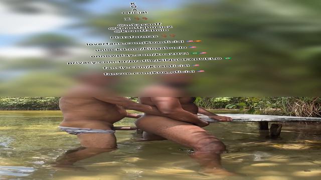 Trepando gostoso na beira do rio com um vovô maravil...